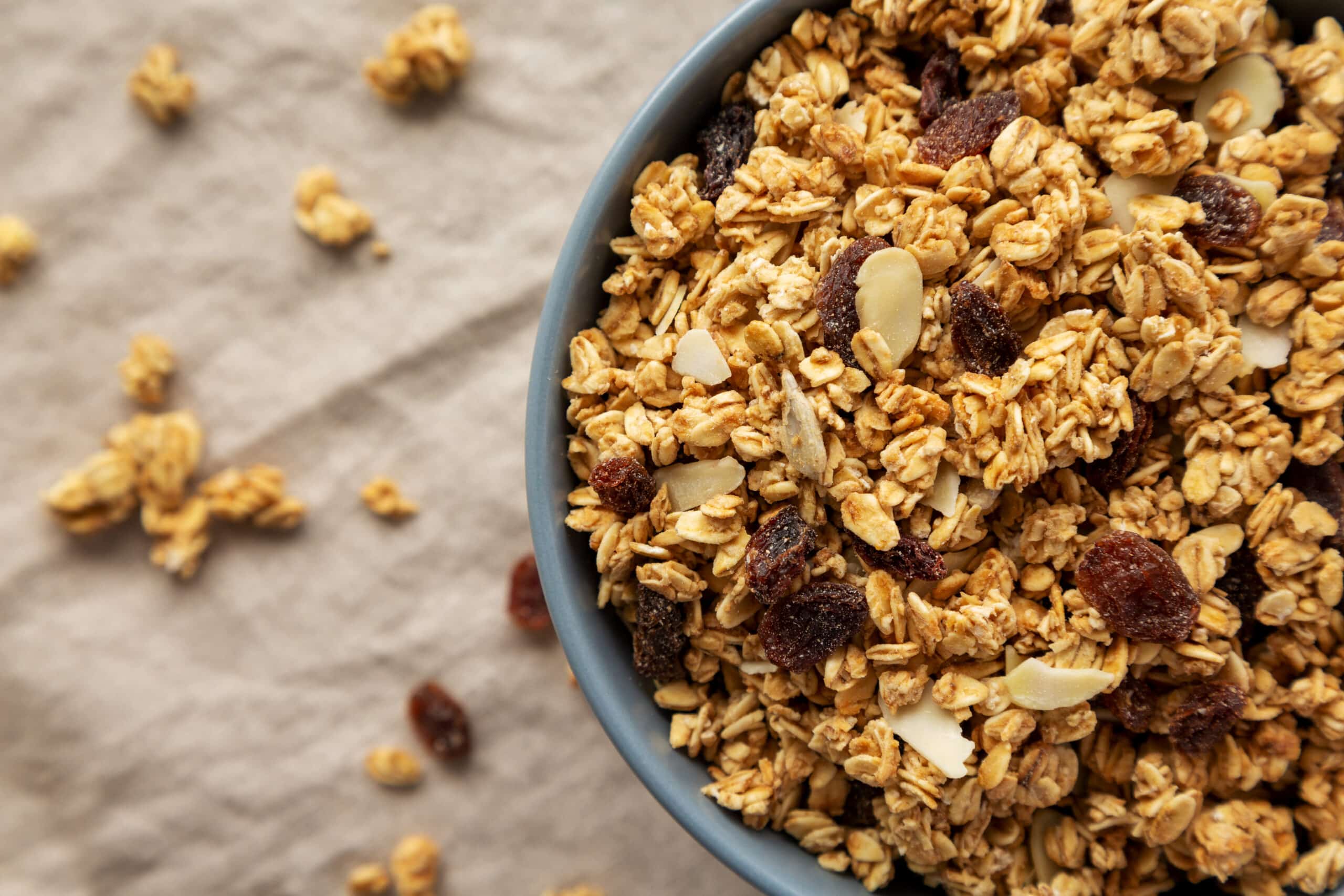 granola with raisins and almonds